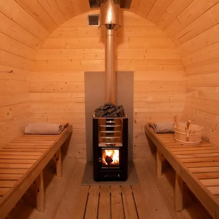 לינה וארוחת בוקר O Secret Normand 3*